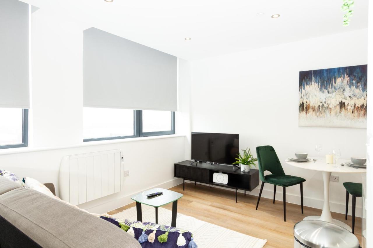 Stylish Studio Apt Overlooking Old Trafford Μάντσεστερ Εξωτερικό φωτογραφία