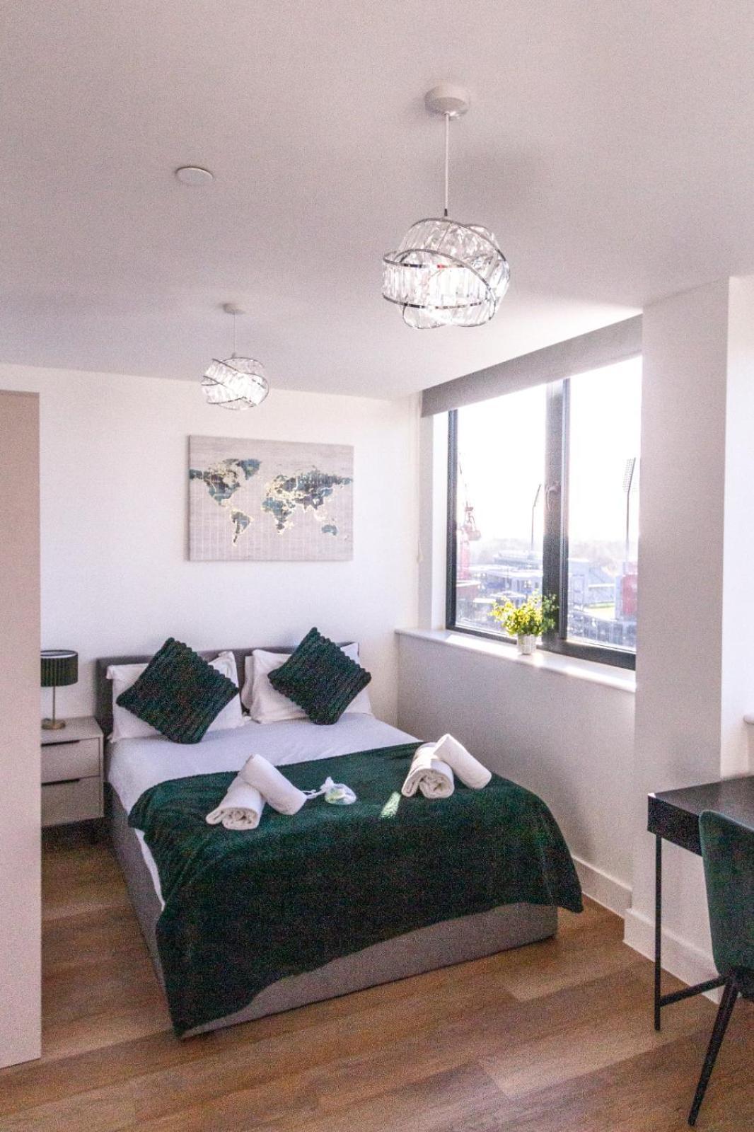 Stylish Studio Apt Overlooking Old Trafford Μάντσεστερ Εξωτερικό φωτογραφία